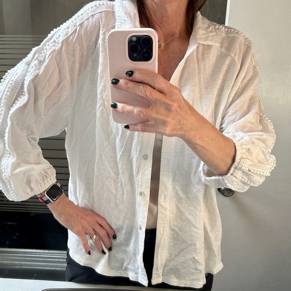 Chico’s Linen 3/4 button down collared crochet lace detail women size 3 - Picture 1 of 11
